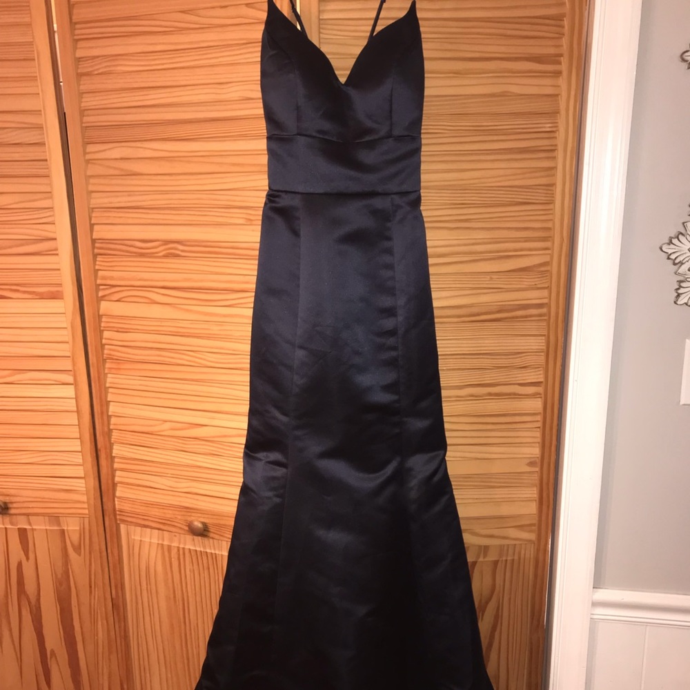 Prom dresses - Picture 2 of 2